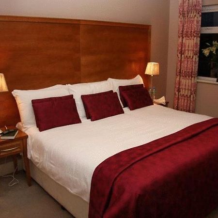 Lake Lodge Guesthouse คิลลาร์นีย์ ภายนอก รูปภาพ