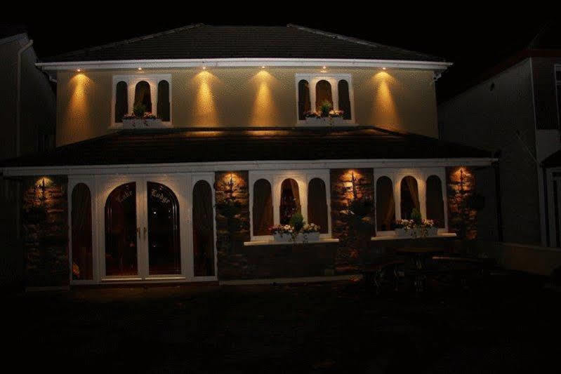 Lake Lodge Guesthouse คิลลาร์นีย์ ภายนอก รูปภาพ