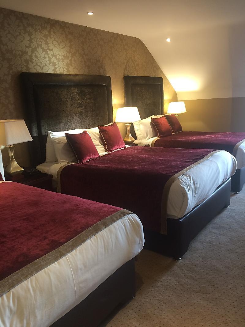 Lake Lodge Guesthouse คิลลาร์นีย์ ภายนอก รูปภาพ